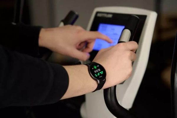 Canyon Badian pametni sat CNS-SW68BB