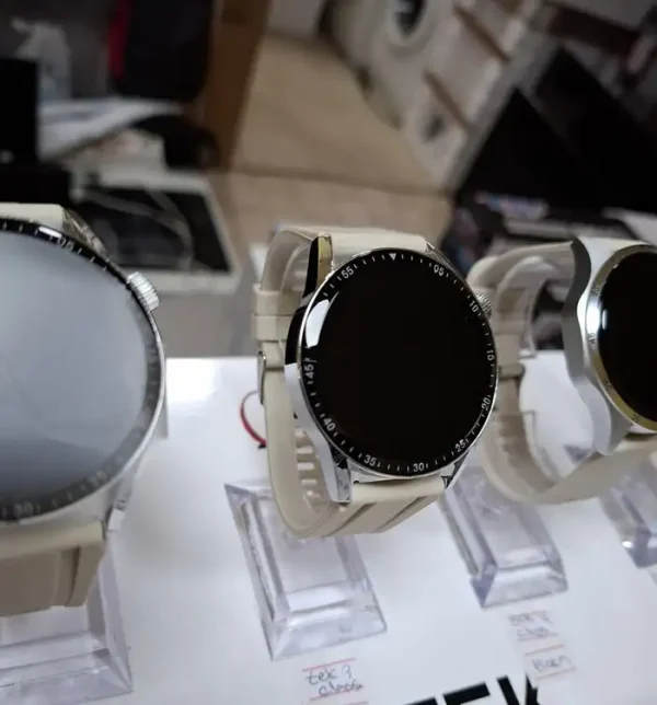 TEK Class Series 3 pametni sat