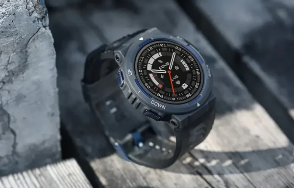 Amazfit Active Edge Midnight Pulse pametni sat