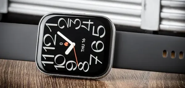 Amazfit Bip 5 Unity Charcoal pametni sat