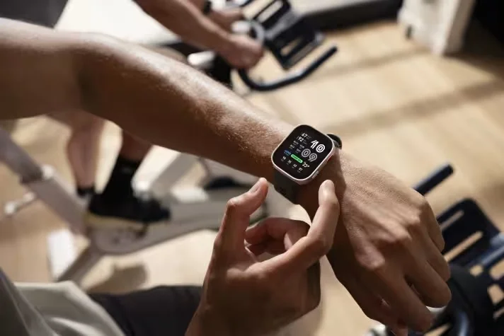 Recenzija Amazfit Bip Max pametni sat